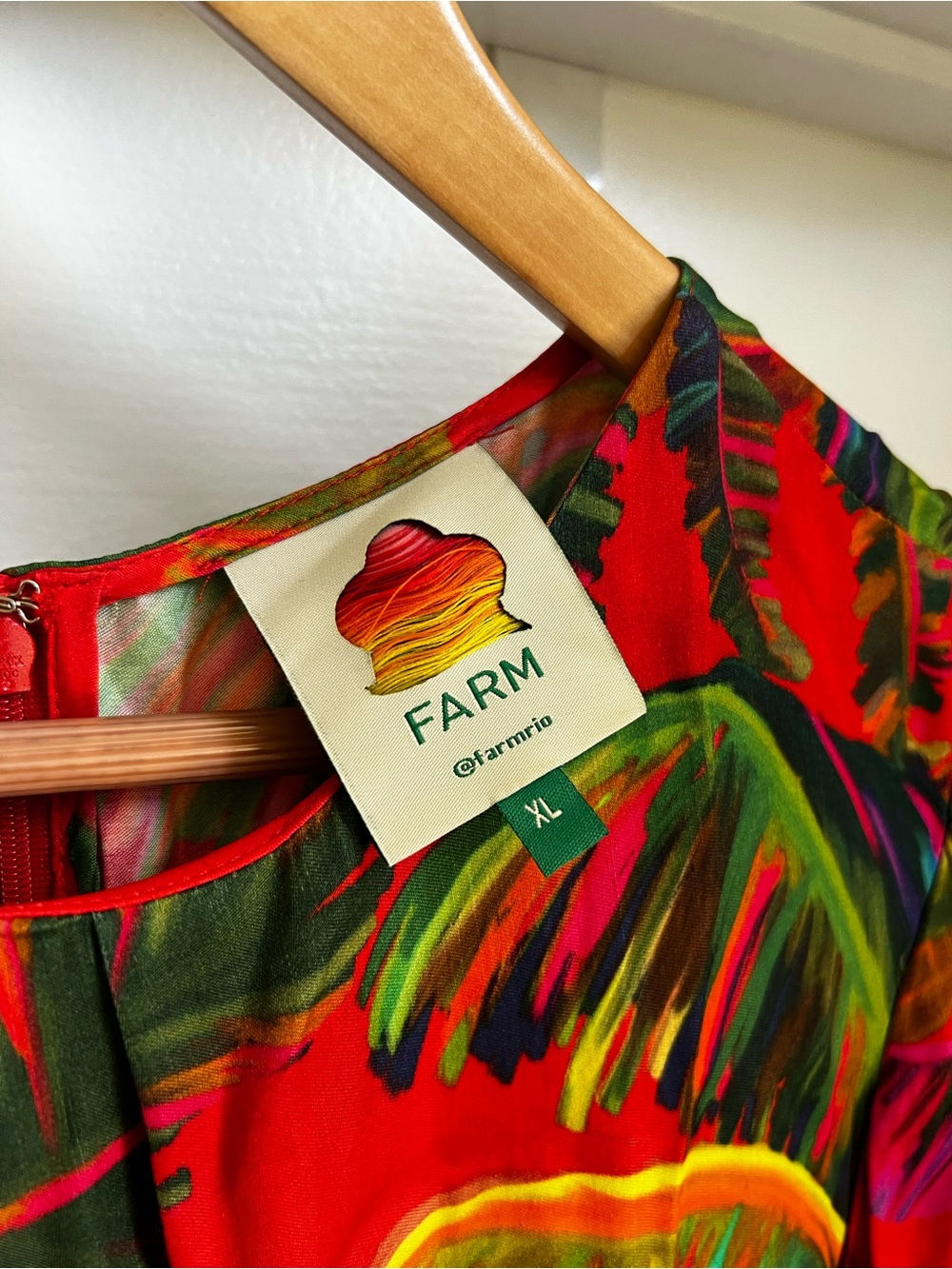 FARM Rio Red Tropical-Print Maxi Dress - Picture 2 of 6